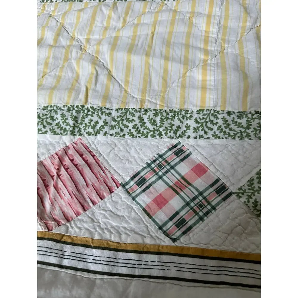 Vintage Quilt bedspread Coverlet Patchwork Botanical reversible white 78x78”